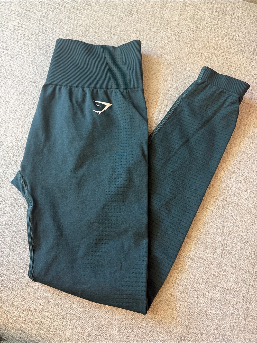 NWOT Gymshark Vital Seamless 2.0 Leggings in Forest Green / Dark Green